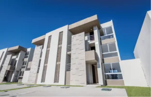 Sonterra. Estancia y walking closet