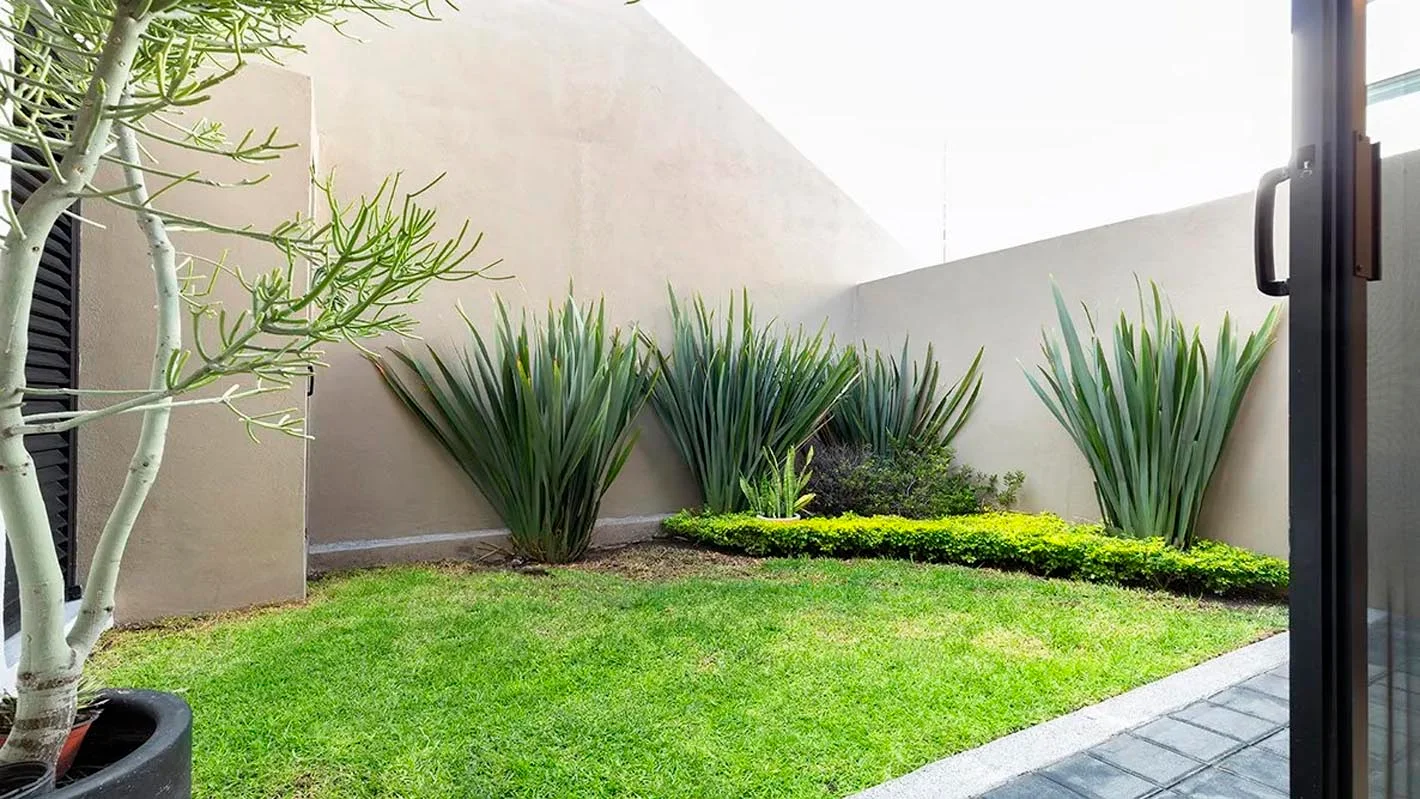 Zibatá. Cocina equipada, sonido ambiente, área de lavado y estudio