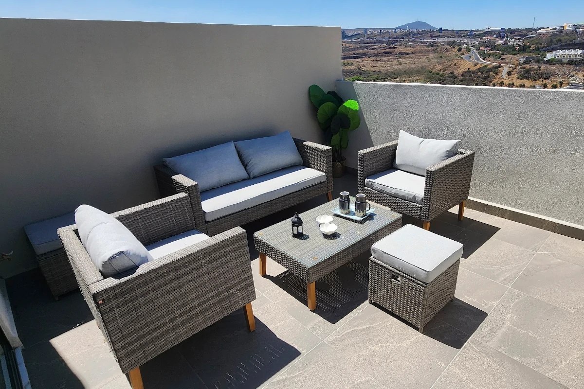 Zibatá. Terraza en planta alta